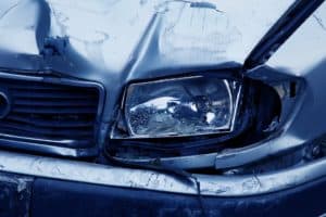 Auto incidentata- cosa fare? Riparare o rottamare?