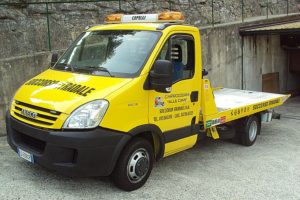 carroattrezzi giallo